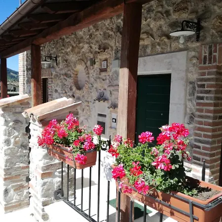 Antico Borgo Bed and Breakfast Ovindoli